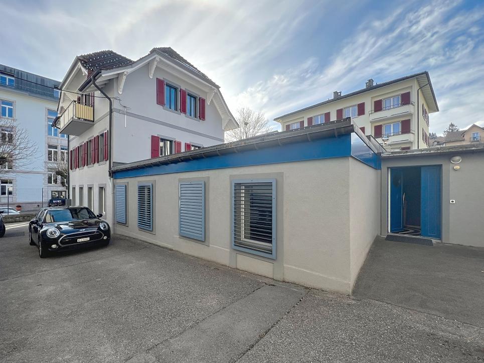 Immeuble locatif à Ste-Croix - Immeuble de 2 logements avec bureau à transformer - Image
