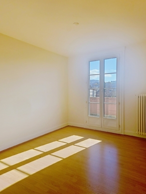 Séjour - Habitat de 2.0 pièces au 4ème étage