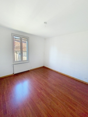 Chambre - Appartement de 6.5 pièces au coeur du Ruz à Orbe