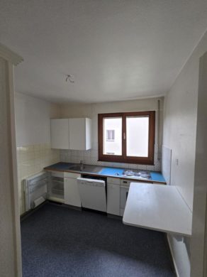 Appartement 2.5 pièces à Yverdon-les-Bains - Appartement 2.5 pièces au 1er étage avec balcon - Cuisine