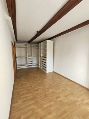 Chambre dressing - Appartement de 4.5 pièces en duplex avec cachet