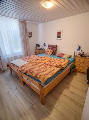 Appartement 3 pièces à Yverdon-les-Bains - Habitat de 3.0 pièces au 1er étage - Chambre 1