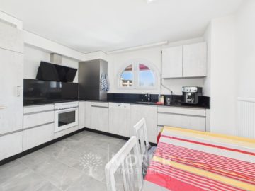 Appartement 3.5 pièces à La Tour-de-Trême - Charmant appartement avec potentiel - idéalement situé - Image