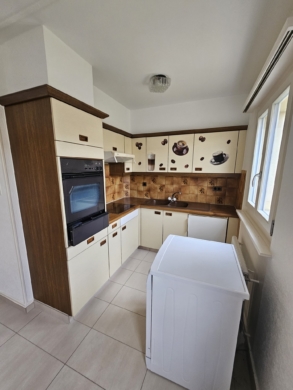 Cuisine agencée - Grand logement de 5.5 pièces au 1er étage