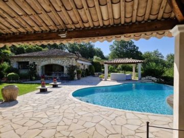 Propriété de Maître 5.5 pièces à Tourrettes-sur-Loup - Côte d'Azur - A 2 pas de Vence et à 30 min. de l'aéroport - Image
