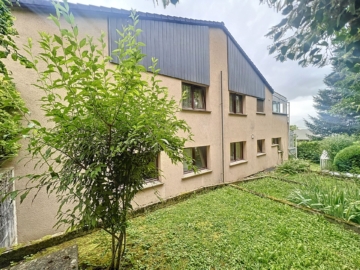 Image - Villa de 3 appartements