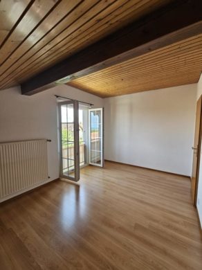 Appartement 3.5 pièces à Champvent - Charmant appartement de 3.5 pièces au cœur de Champvent - Image