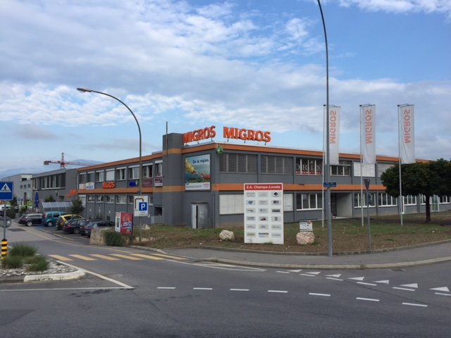 Bâtiment - À LOUER – Bureau / Local de stockage environ 33m2