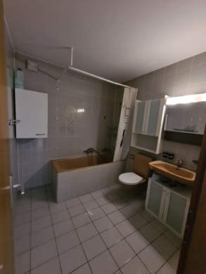 Salle de bains - Logement de 3.5 pièces au 1er étage avec cachet