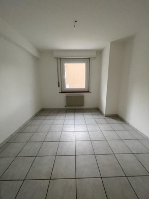Chambre - Logement rénové avec jardin !
