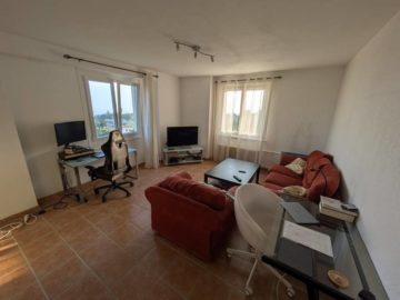 Appartement 2 pièces à St-Légier - Habitat de 2.0 pièces au rez-de-chaussée - Séjour