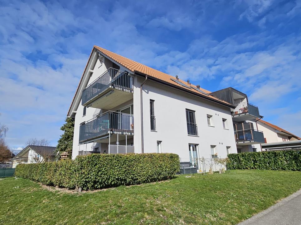 Appartement 3.5 pièces à Sévaz - Charmant appartement 3.5 pièces à la campagne - vue dégagée - Immeuble