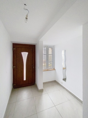 Hall - Charmant appartement de 2.5 pièces au rez-de-chaussée