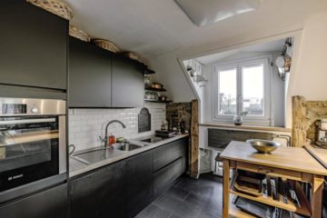 Appartement 6.5 pièces à La Chaux-de-Fonds - Au coeur de la ville, cachet, volume et sauna - Image