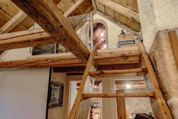 Appartement 6.5 pièces à La Chaux-de-Fonds - Au coeur de la ville, cachet, volume et sauna - Image