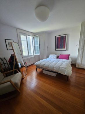 Bel appartement de 4 pièces au rez supérieur avec accès au jardin - Chambre 1