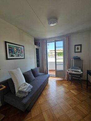 Bel appartement de 4 pièces au rez supérieur avec accès au jardin - Bureau