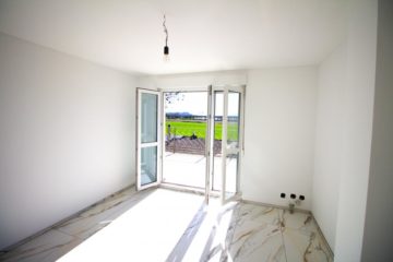 Villa Individuelle 8 pièces à Yverdon-les-Bains - Spacieuse - Rénovée à neuf - Emplacement central- - Image