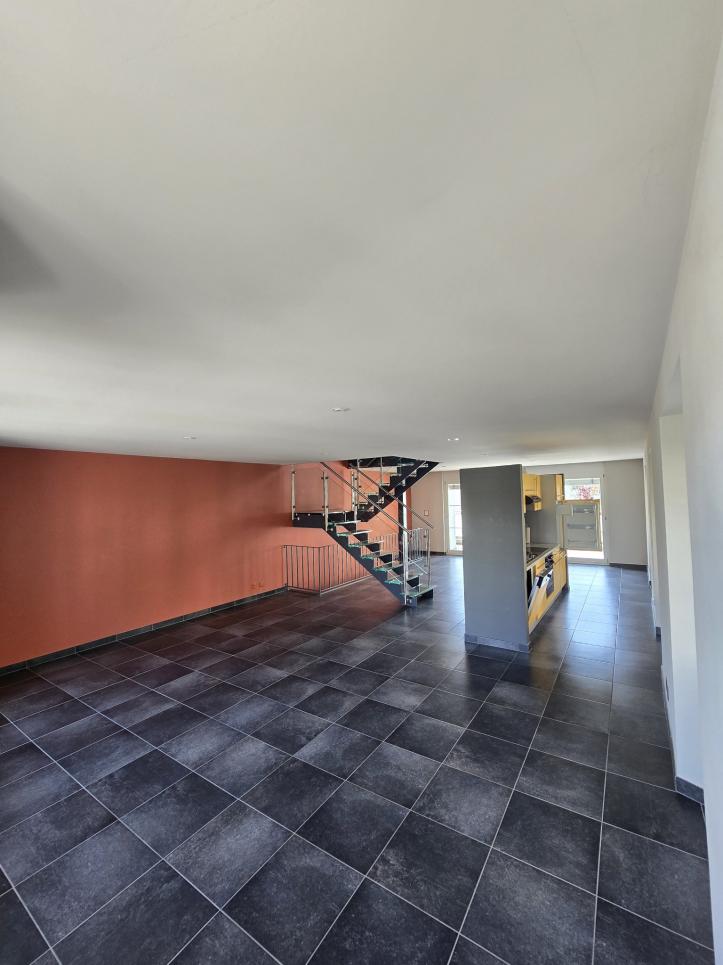 Appartement 3 pièces à Yverdon-les-Bains - Charmant 3 pièces en triplex - Séjour