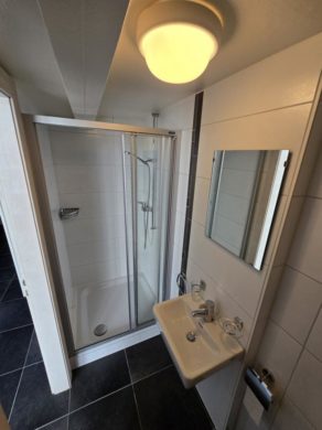 Appartement 3 pièces à Yverdon-les-Bains - Charmant 3 pièces en triplex - Douche