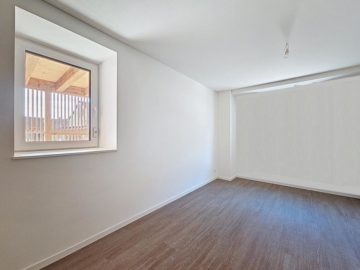 Duplex 4.5 pièces à Bullet - Vivre à deux pas des crêtes du Jura vaudois - Chambre 1