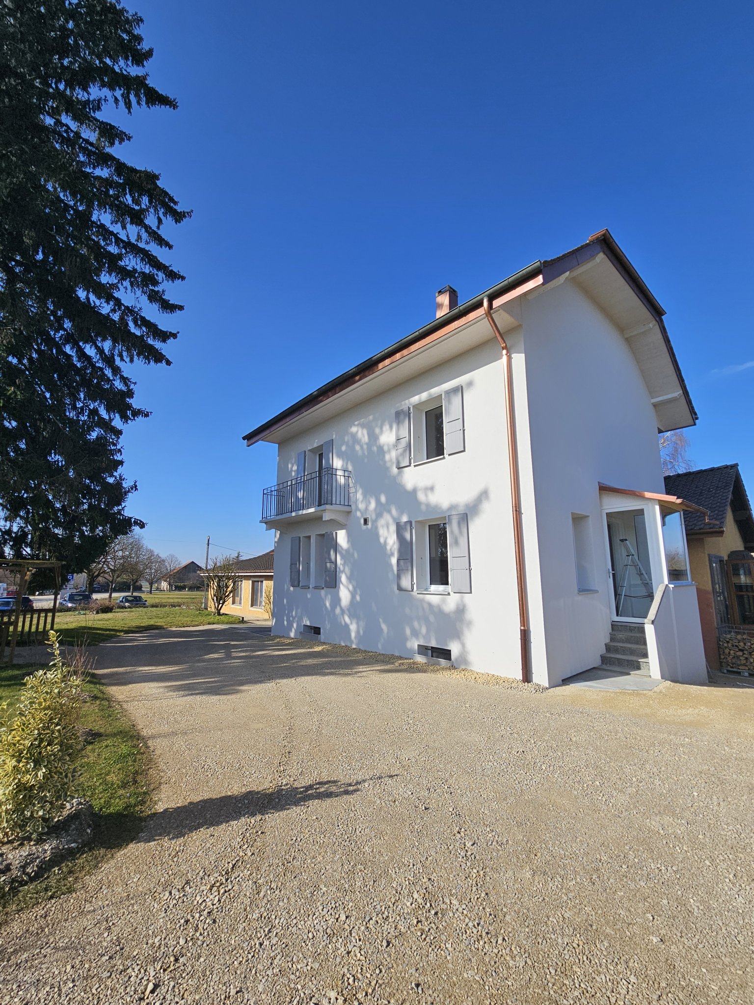 Habitat de 4.5 pièces au rez-de-chaussée - Maison